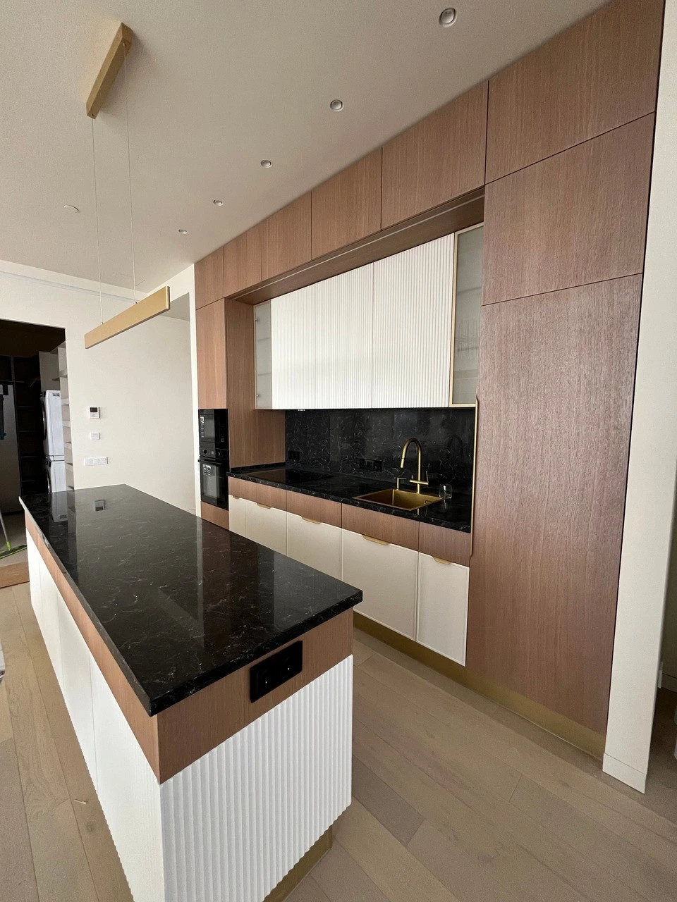 Кухня в современном скандинавском стиле Кухня в современном скандинавском стиле