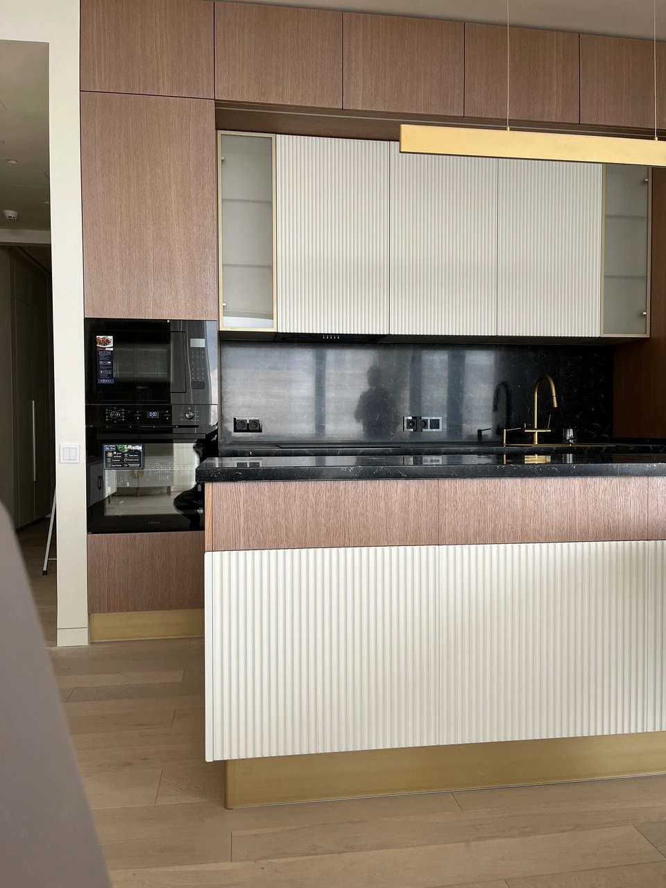 Кухня в современном скандинавском стиле Кухня в современном скандинавском стиле