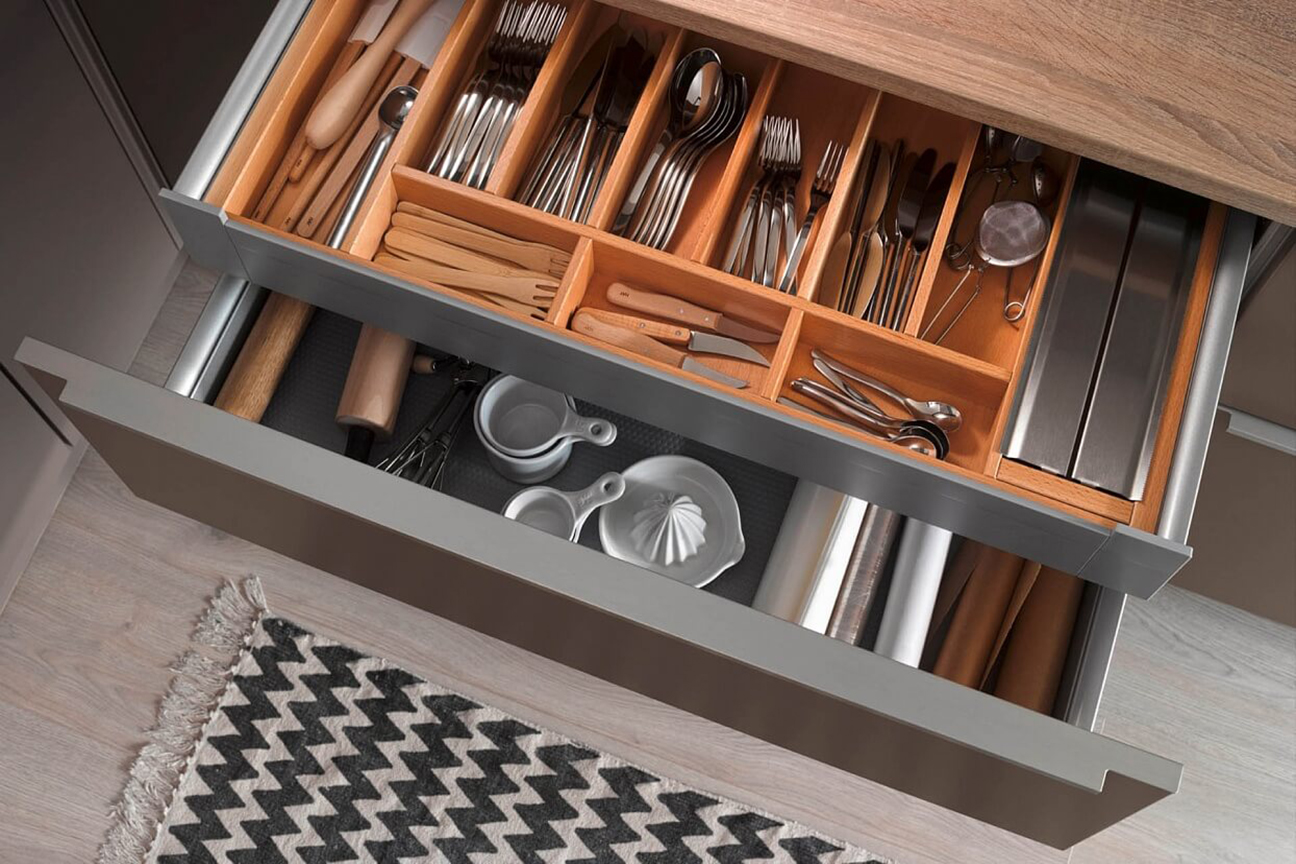 Хранение столовых приборов: как организовать пространство на кухне Хранение столовых приборов: как организовать пространство на кухне