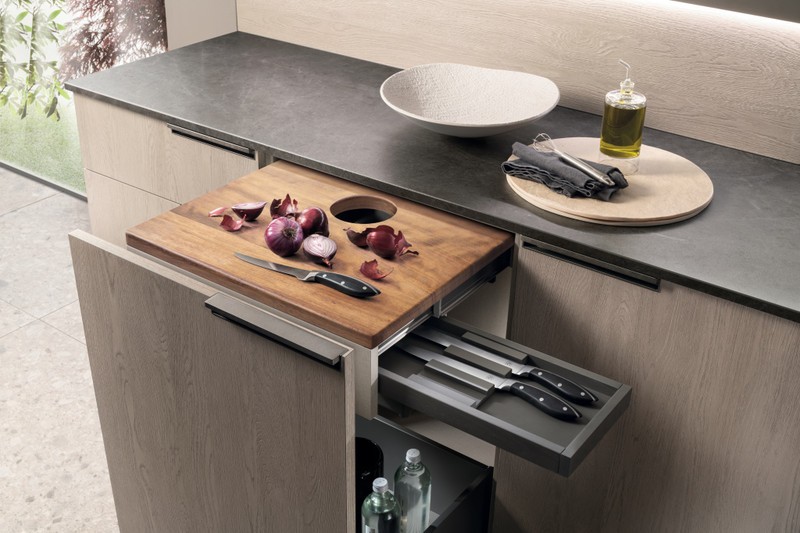 Выдвижная столешница: Спасение для маленькой кухни! - Блог мебельной фабрики АНОНС Выдвижная столешница: Спасение для маленькой кухни! - Блог мебельной фабрики АНОНС